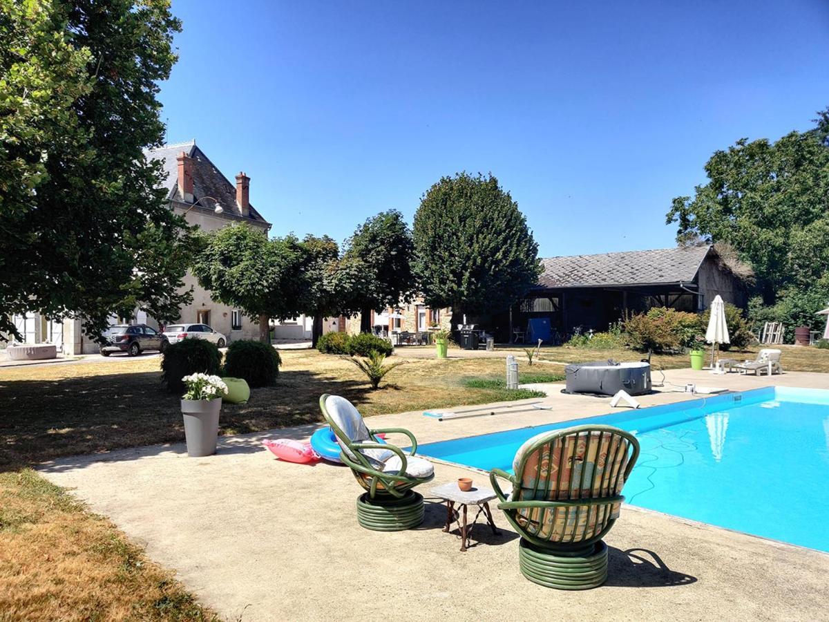 Vila Domaine De La Caure Bussiere-Dunoise Exteriér fotografie