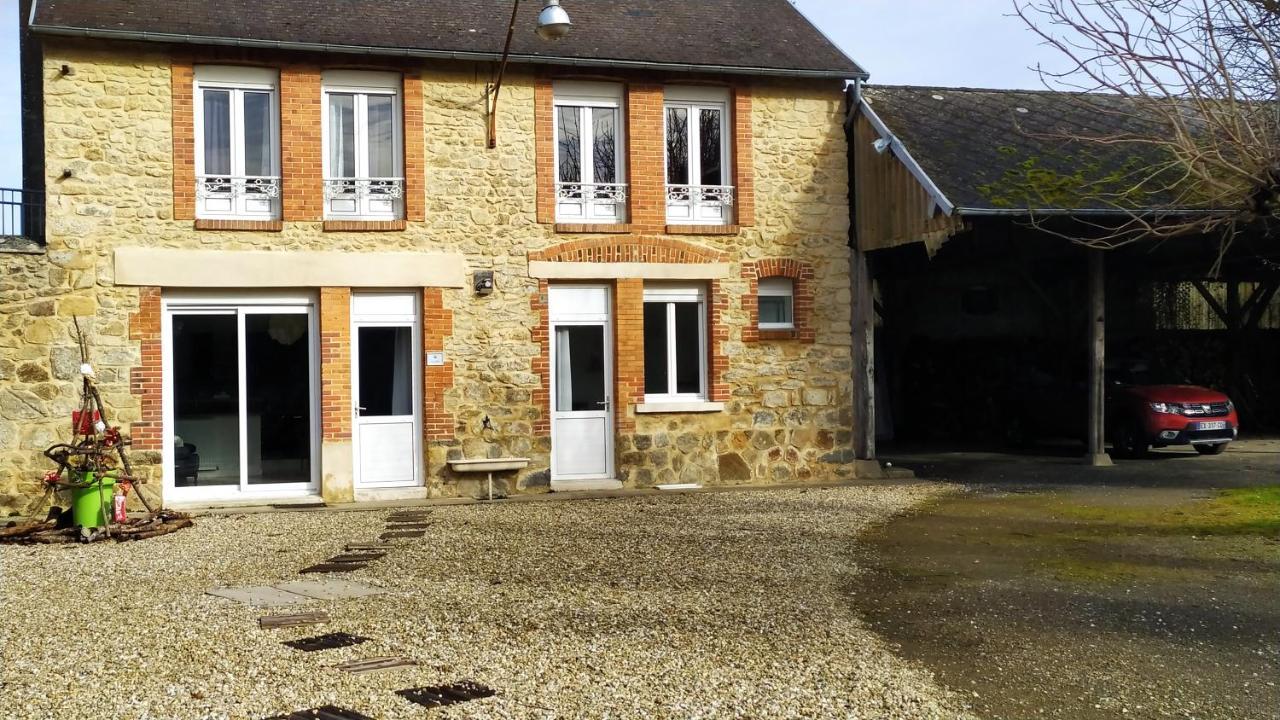 Vila Domaine De La Caure Bussiere-Dunoise Exteriér fotografie